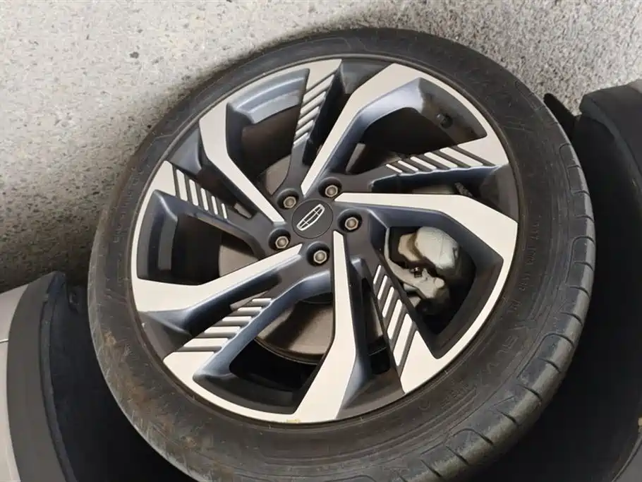 GEELY AUTOMOBILE XINGYUE L