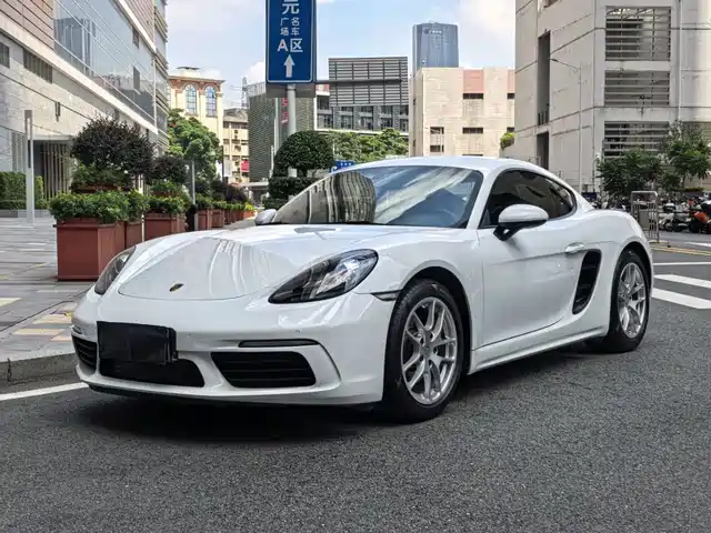Porsche 718 2018 Cayman 2.0T — фото 1
