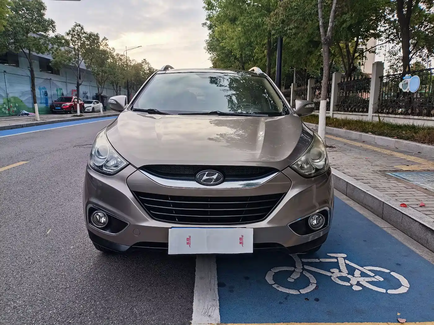 Hyundai Beijing Hyundai ix35 2010 2.0L Automatic 4WD Premium GLS фото 2