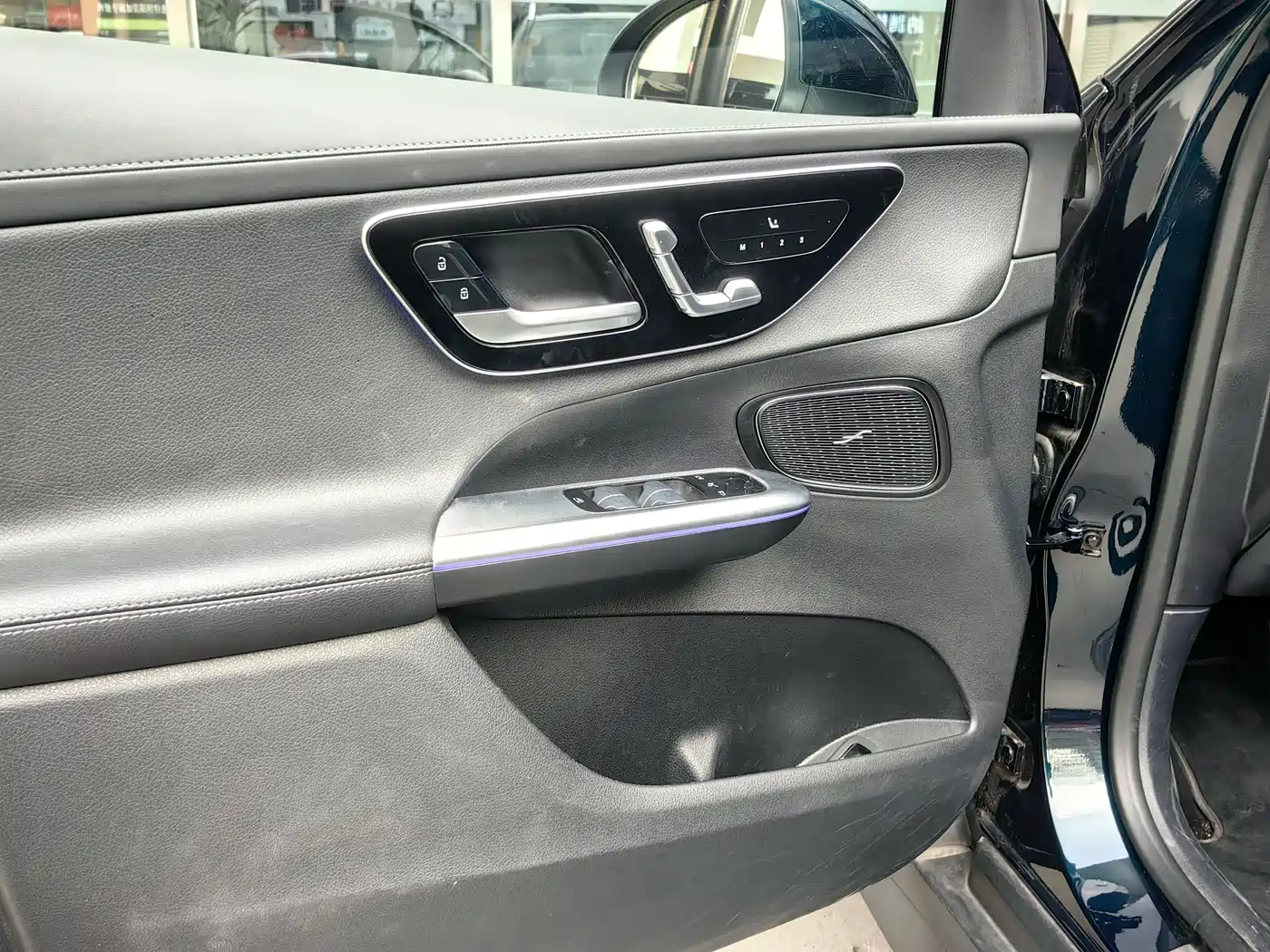 Mercedes-Benz GLC 2024 GLC 260 L 4MATIC Luxury 5-seater фото 13