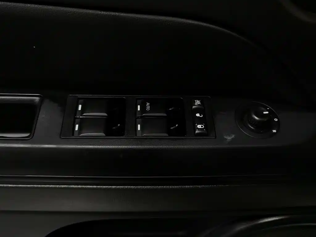Jeep Compass (Import) 2014 2014 Facelift 2.0L 2WD Progressive Edition