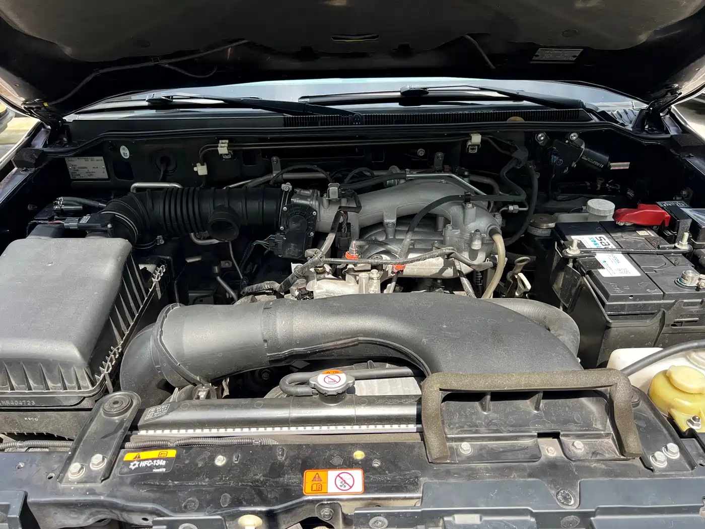 Mitsubishi Pajero (Import) 2020 3.0L Automatic Standard Edition фото 5