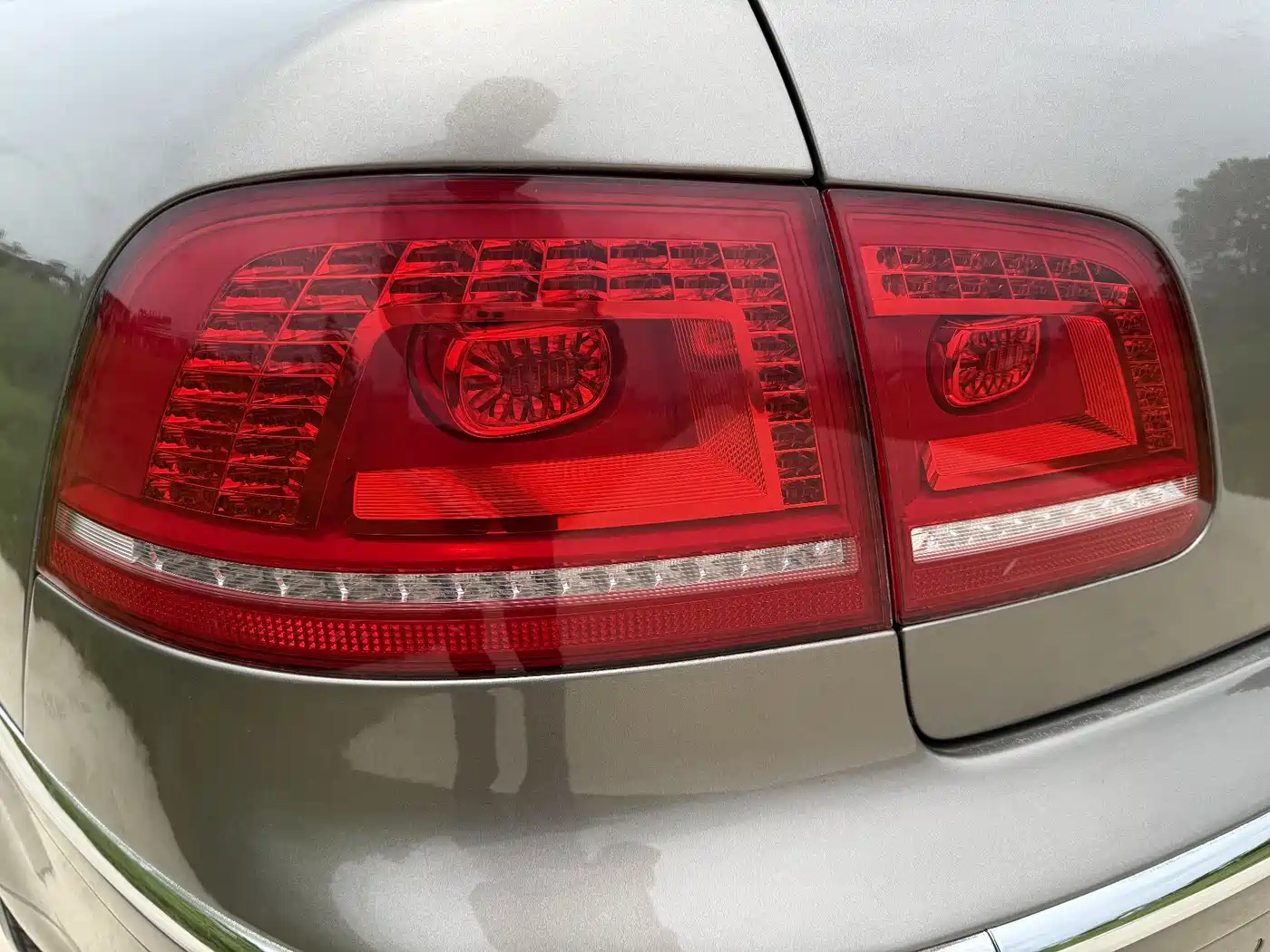 Volkswagen Phaeton 2012 2011 3.6L V6 4-seat Long Wheelbase Individual