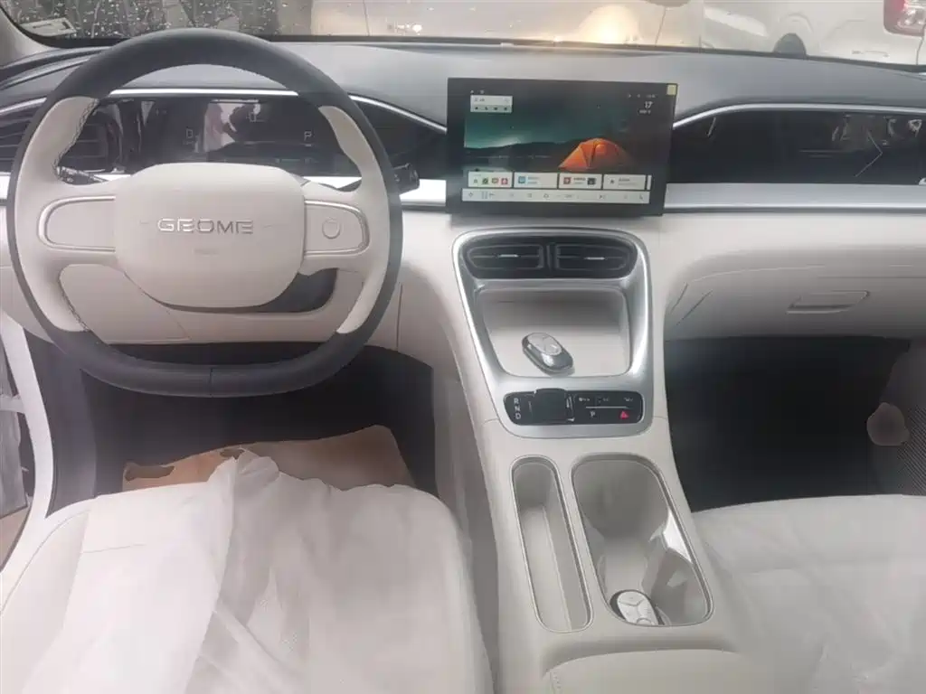 Geely Galaxy Starry Wish 2026 Edition 310km Youth Version фото 10
