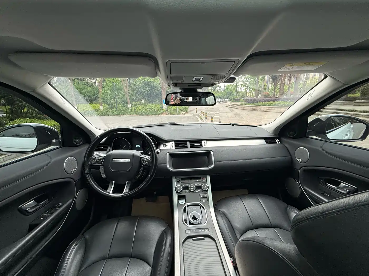 Land Rover Range Rover Evoque 2018 240PS SE Smart Edition фото 8