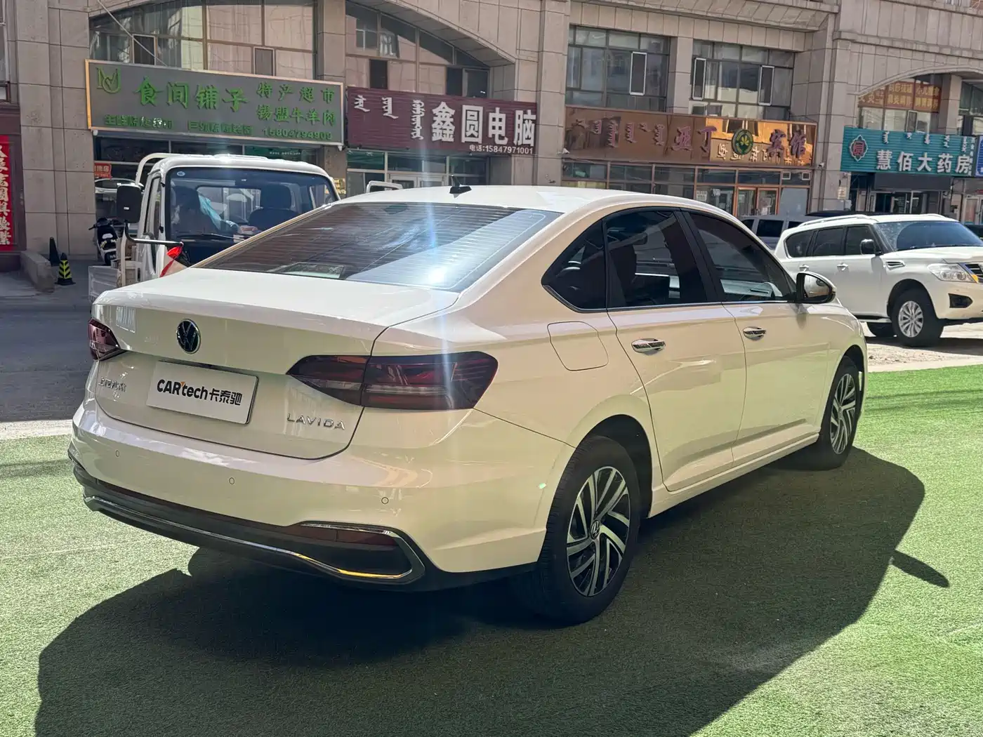 Volkswagen Lavida 2023 1.5L Auto Luxury Edition фото 5
