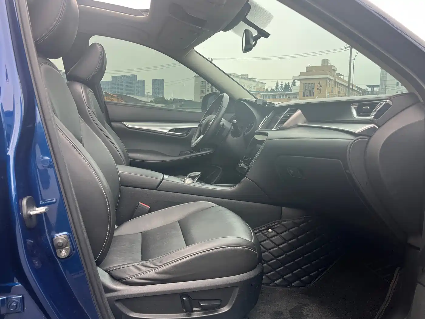 Фото 14 - Infiniti QX50