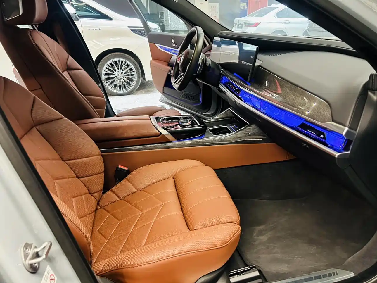 BMW 7 Series 2024 2023 Facelift 740Li Exclusive M Sport Package