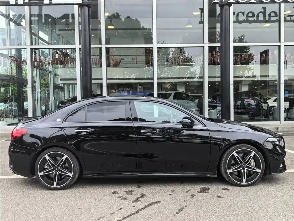 MERCEDES-BENZ CLASS A AMG