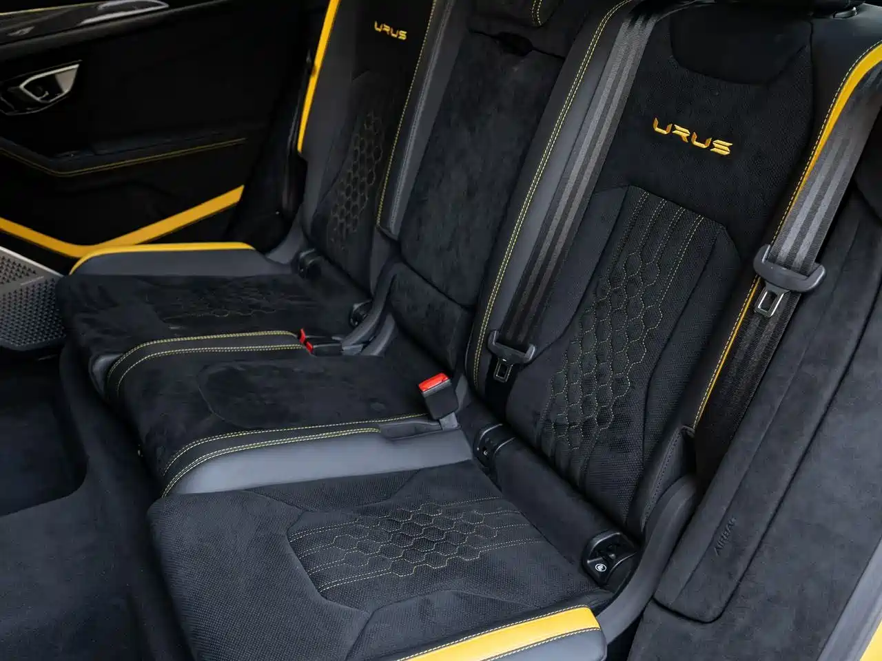 Фото 14 - Lamborghini Urus