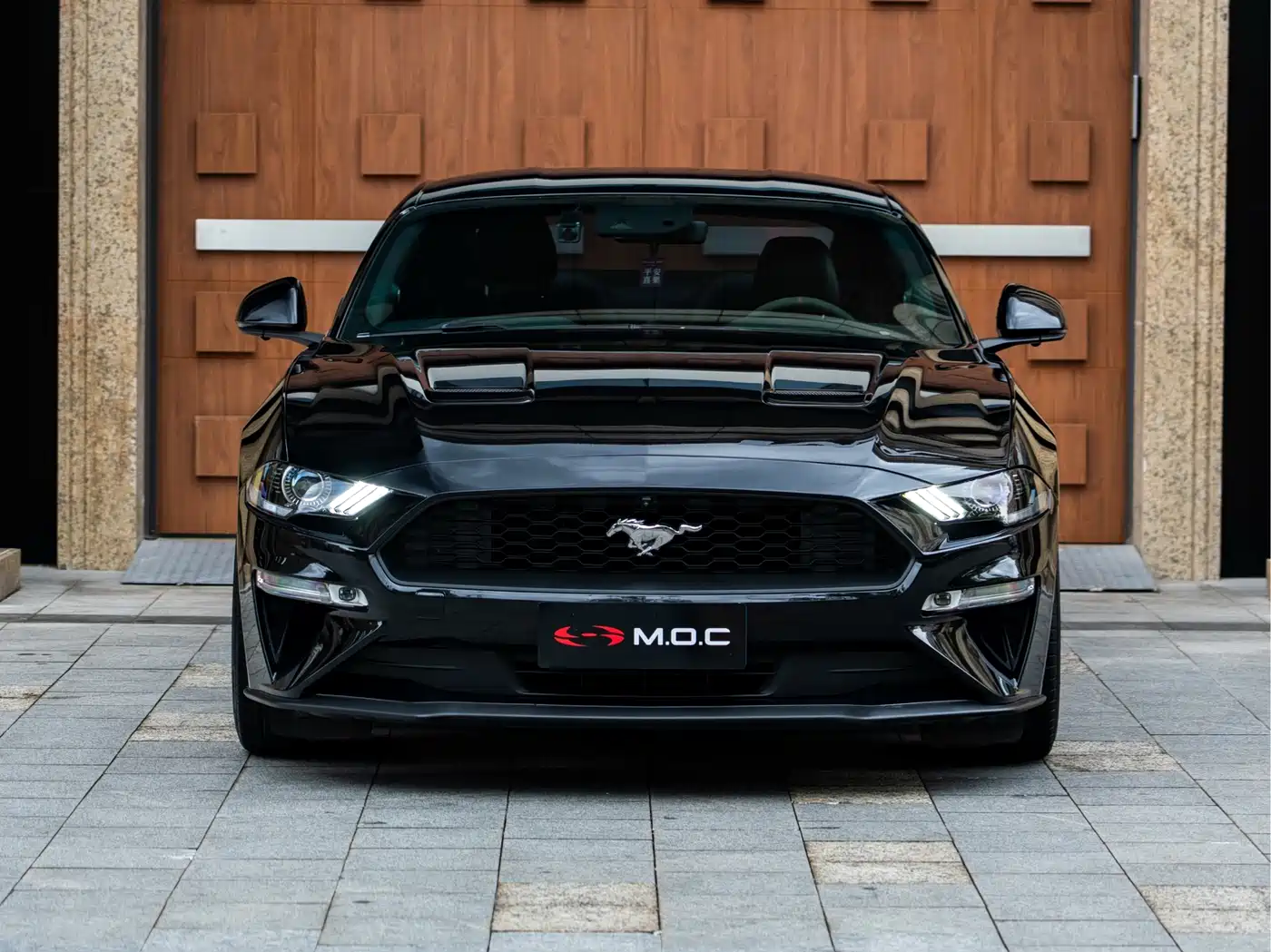 Ford Mustang 2018 Model 2.3L EcoBoost фото 2