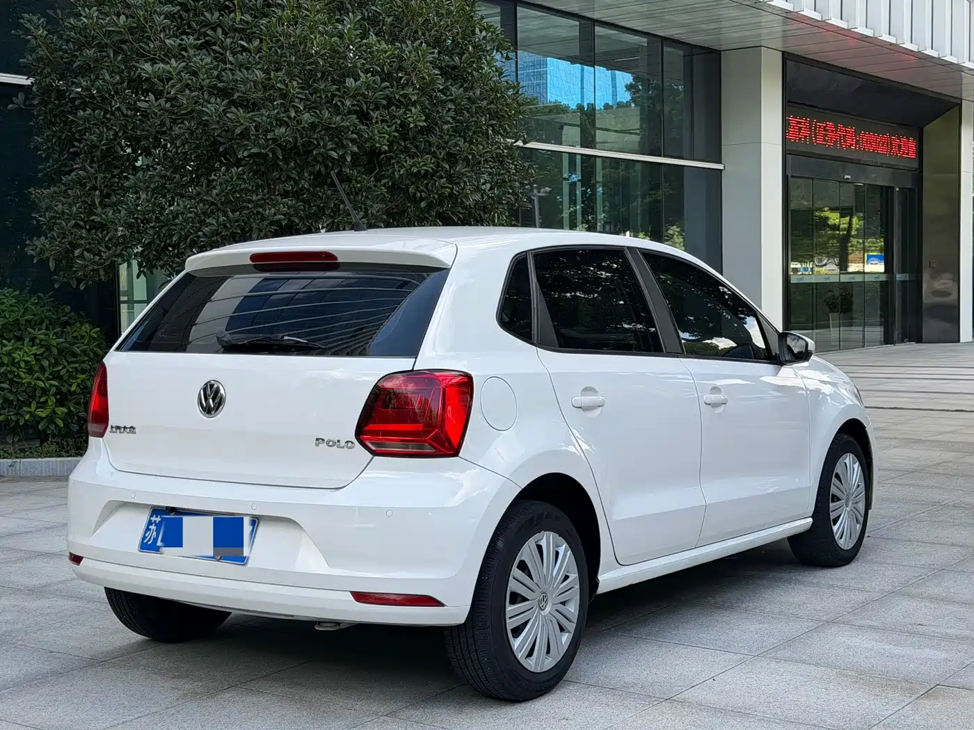Фото 5 - Volkswagen Polo