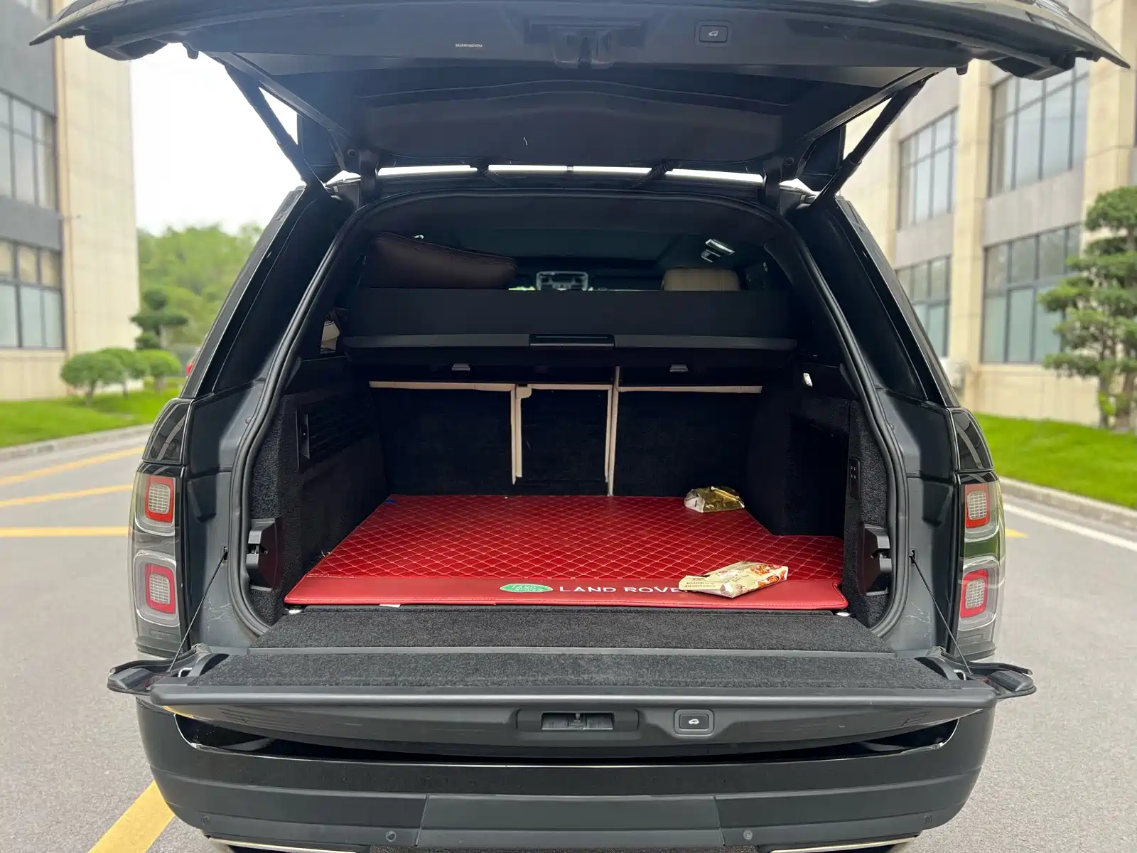 Фото 28 - Land Rover Range Rover