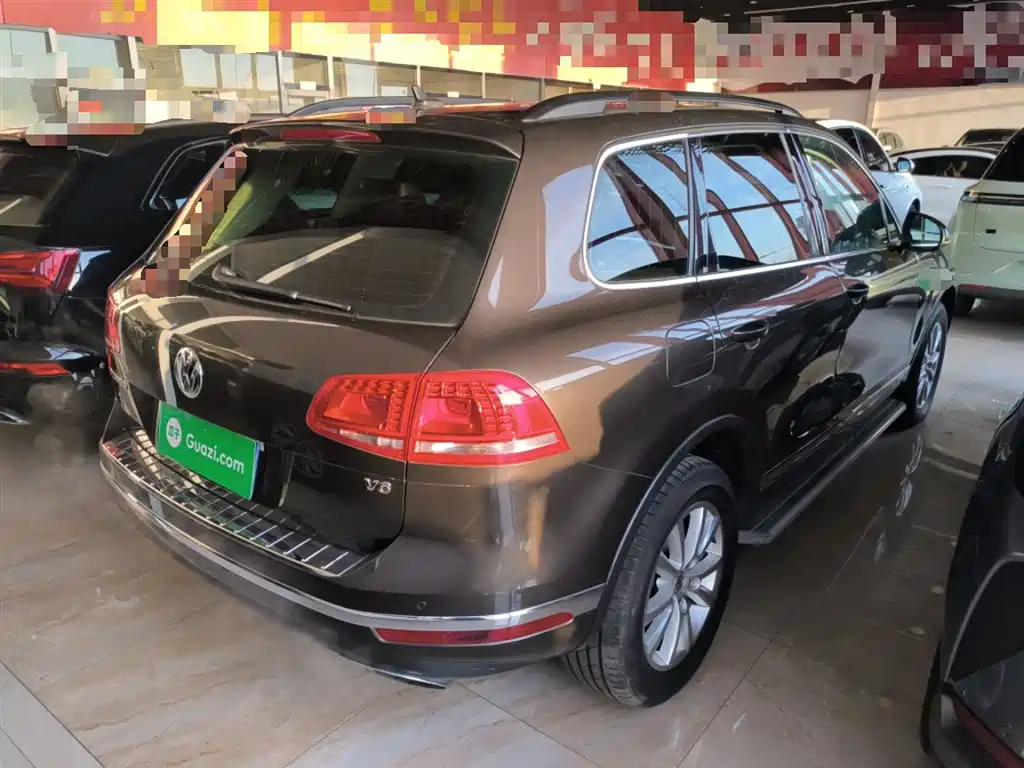 Фото 5 - Volkswagen Touareg