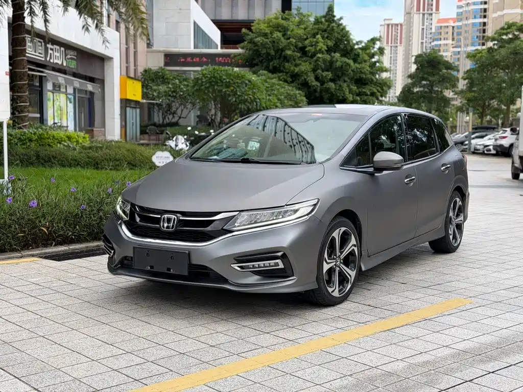 Фото 1 - Honda Jade