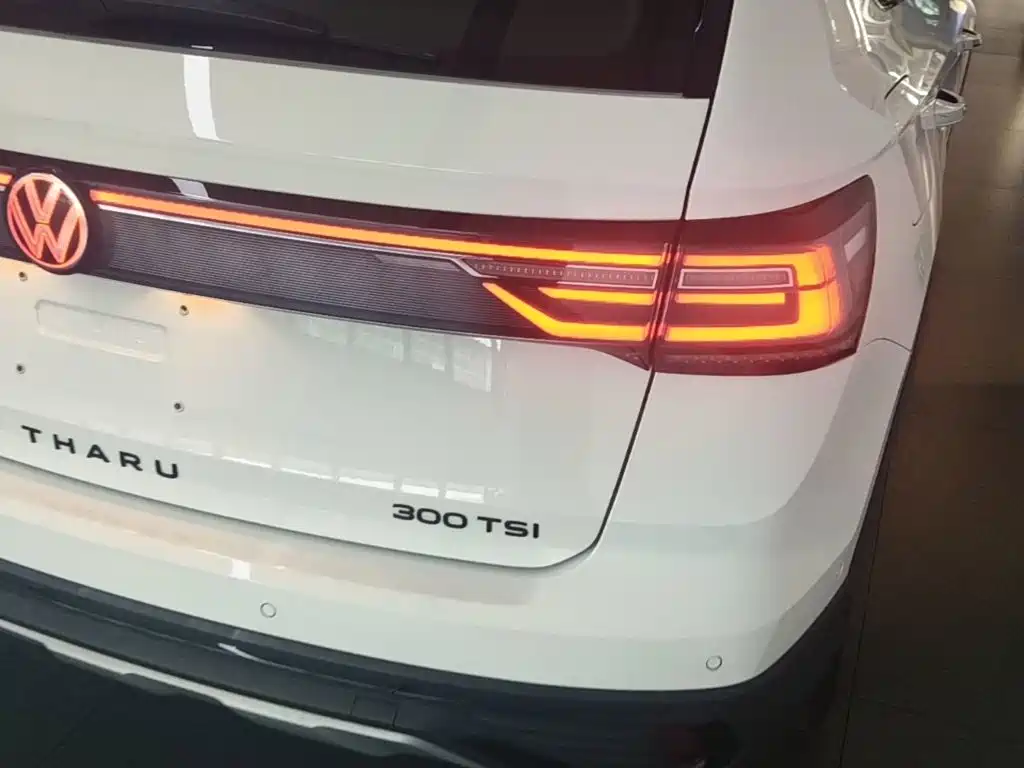 Фото 8 - Volkswagen Tharu