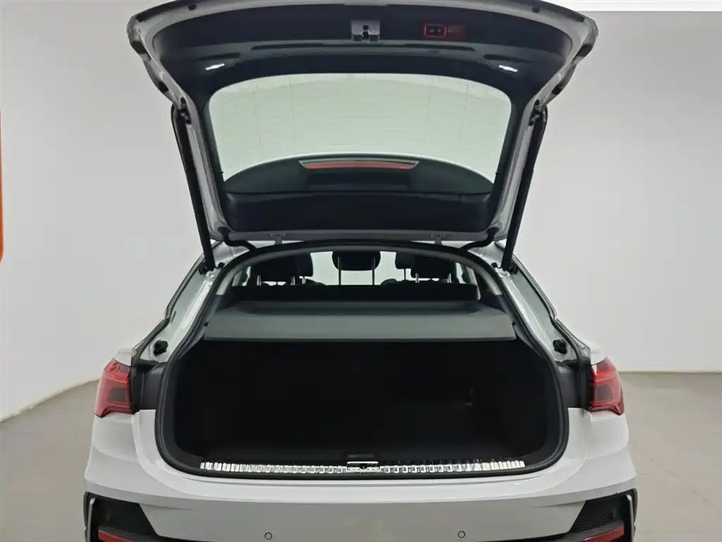 Audi Q3 Sportback 2020 40 TFSI Fashion фото 16