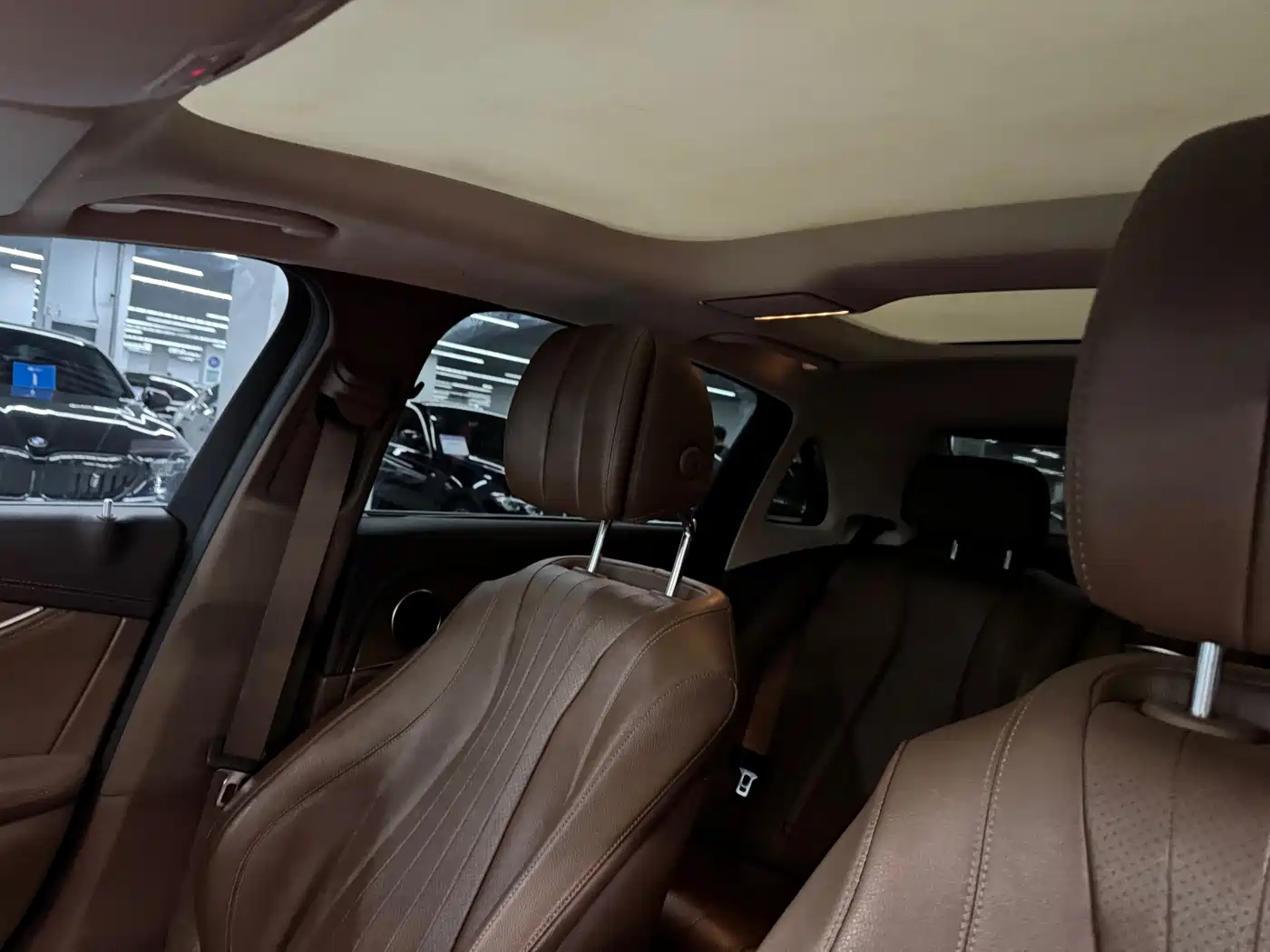 Mercedes-Benz E-Class 2016 E 300 L Sport Fashion Type фото 11