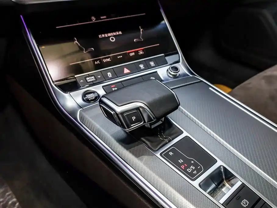 Audi A7L 2024 45TFSI S-line Dream Edition Crystal Package фото 31