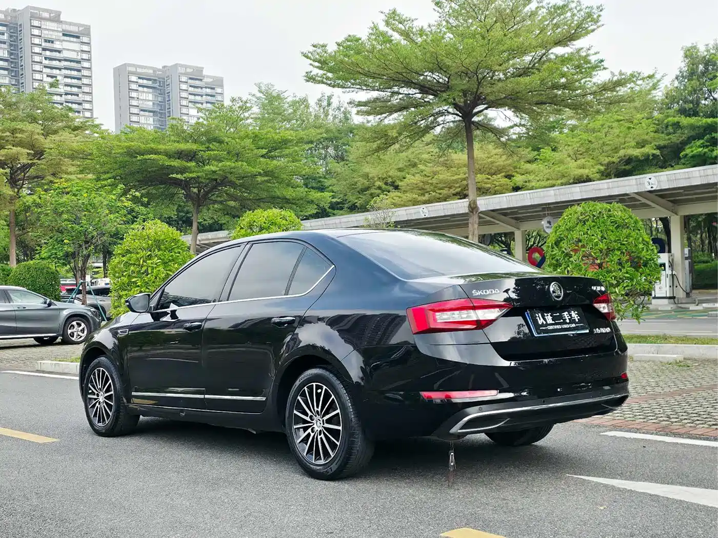 Škoda Octavia 2019 1.5L Automatic Luxury Edition фото 20