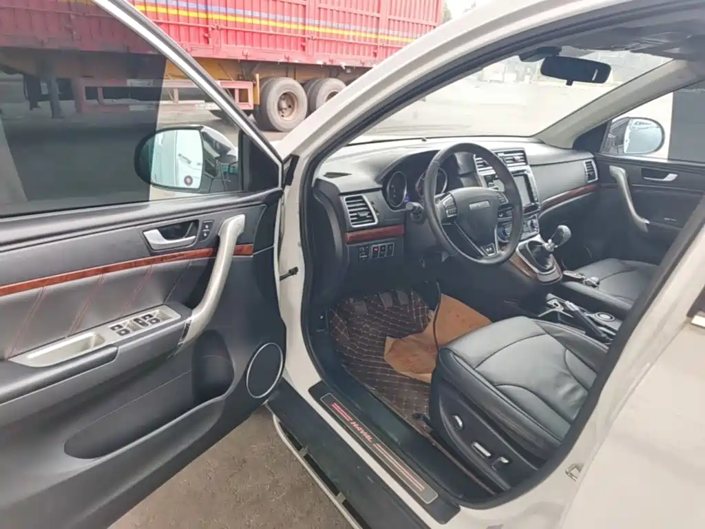 Фото 16 - Haval H6