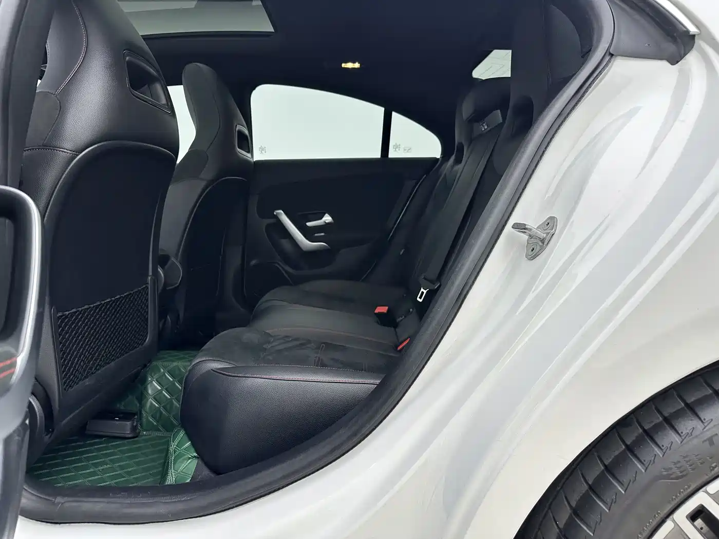 Mercedes-Benz CLA (Import) 2021 CLA 200 фото 9