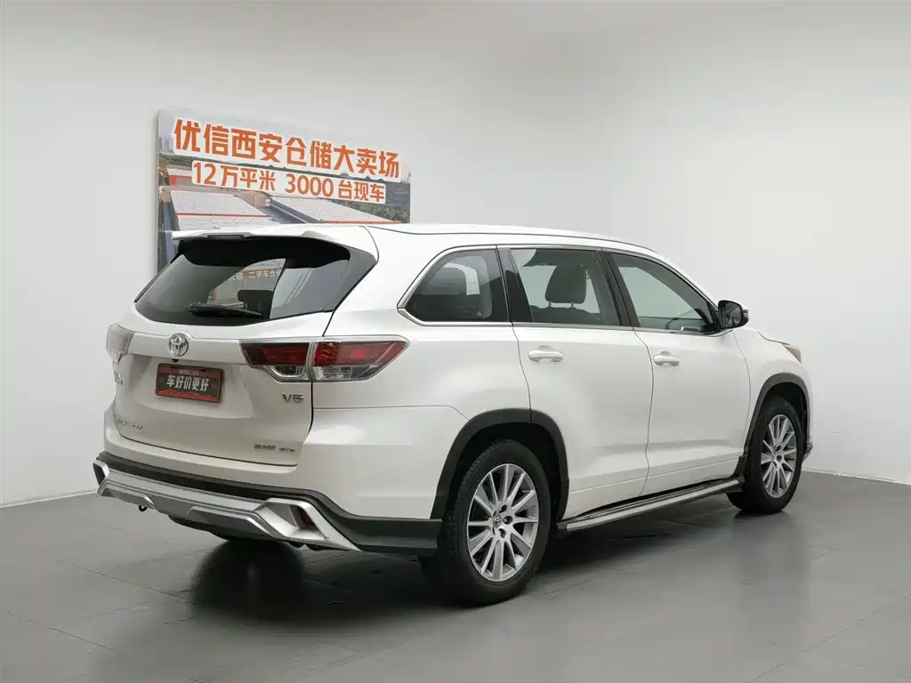 Toyota Highlander 2015 3.5L 4WD Luxury Edition 7-seater фото 2
