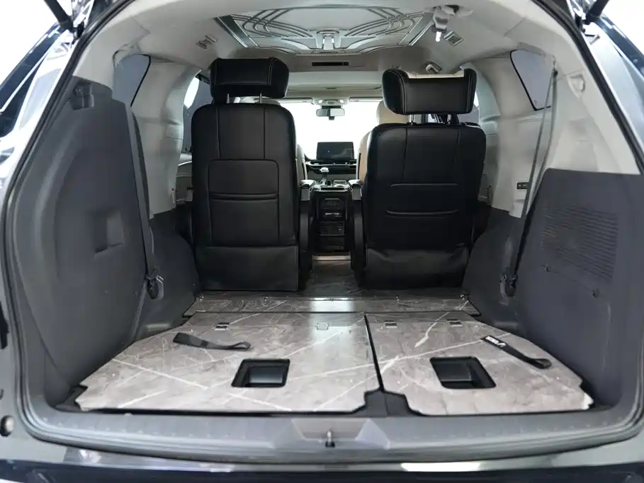 Toyota Granvia 2025 2024 2.5L Hybrid Comfort