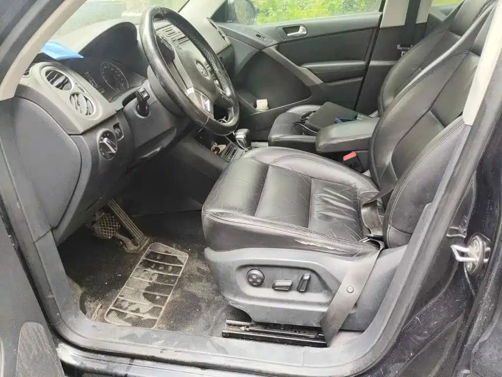 Фото 8 - Volkswagen Tiguan