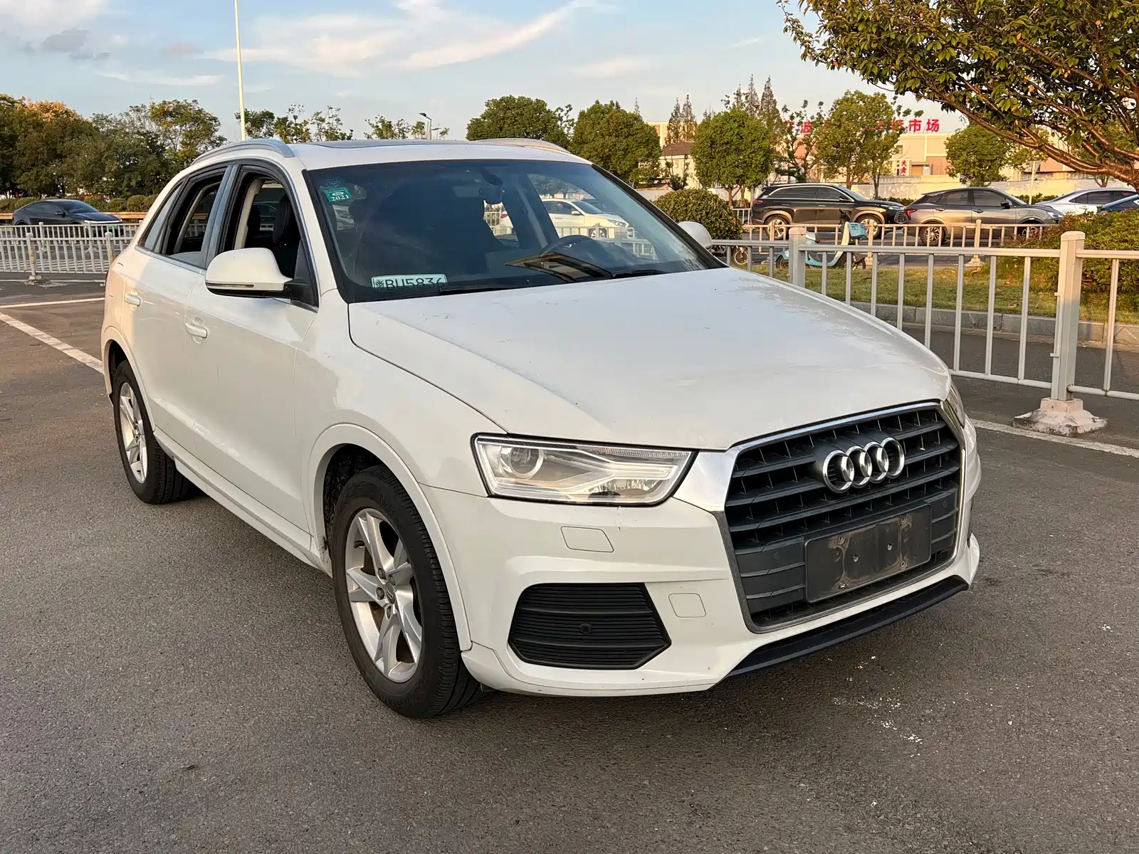 Фото 3 - Audi Q3