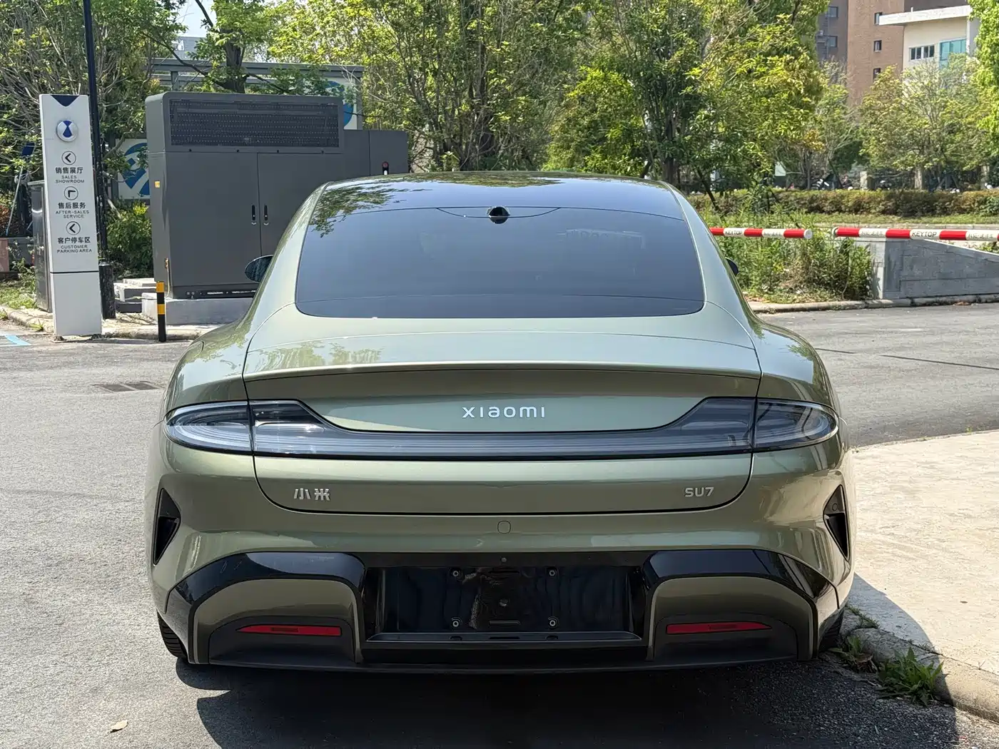 Xiaomi Auto Xiaomi SU7 2024 RWD Long Range Intelligent Driving Edition фото 4