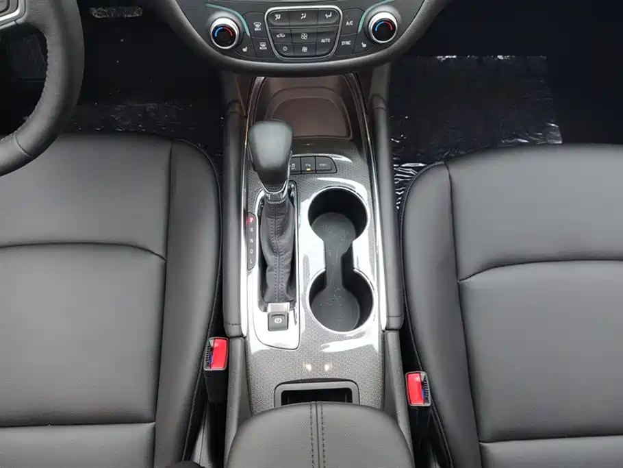 Chevrolet Malibu XL 2023 1.5T RS Edition фото 16