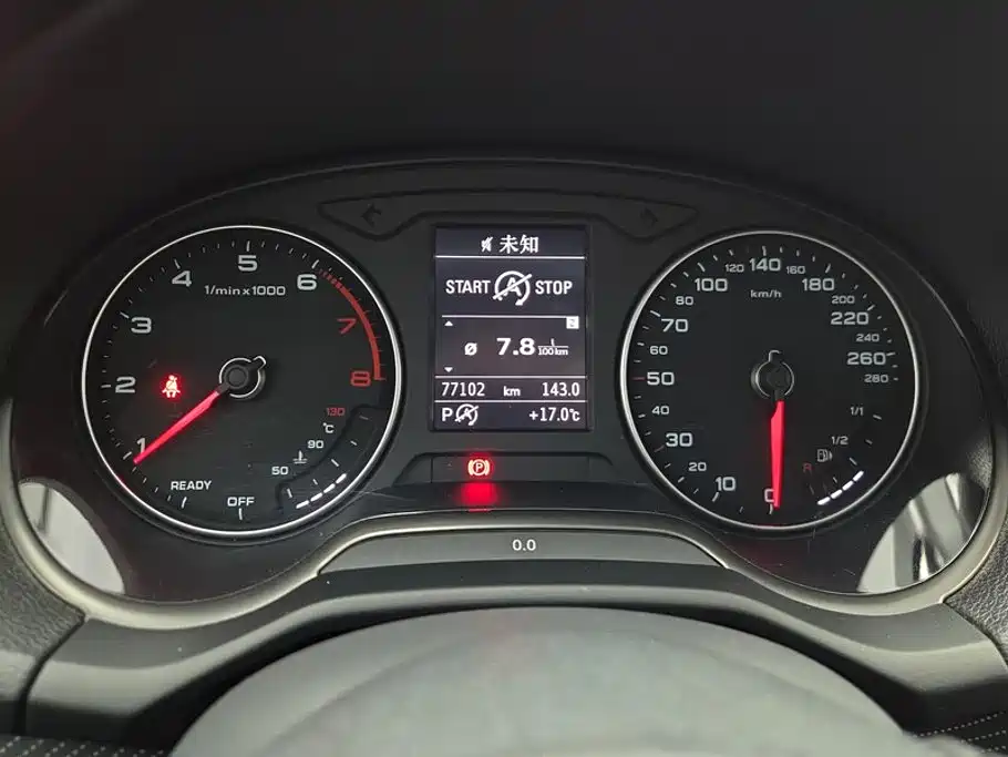 Фото 14 - Audi Q2L