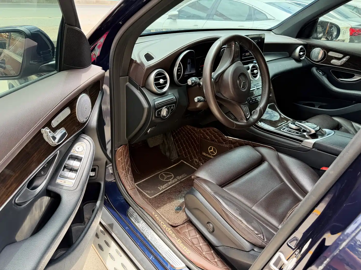 Mercedes-Benz GLC 2018 GLC 260 4MATIC Dynamic фото 5
