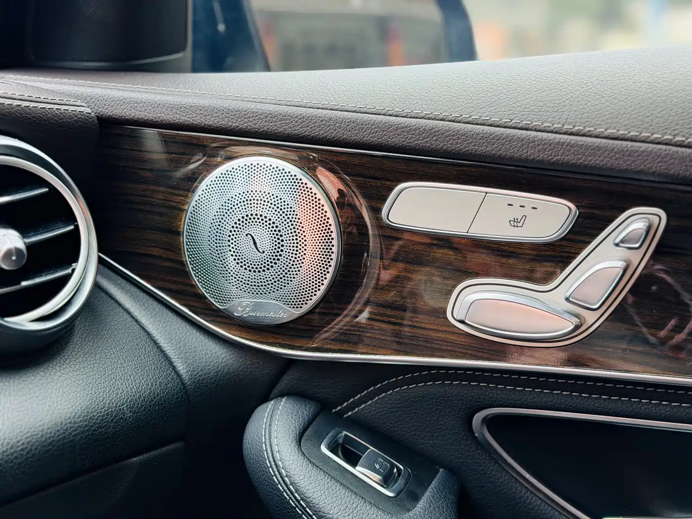 Mercedes-Benz GLC 2018 GLC 260 4MATIC Dynamic фото 7