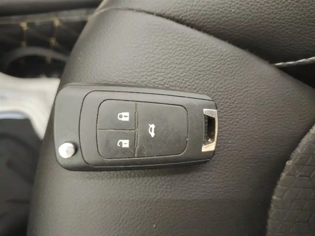 Chevrolet Cavalier 2019 320 Automatic Joy Edition фото 9