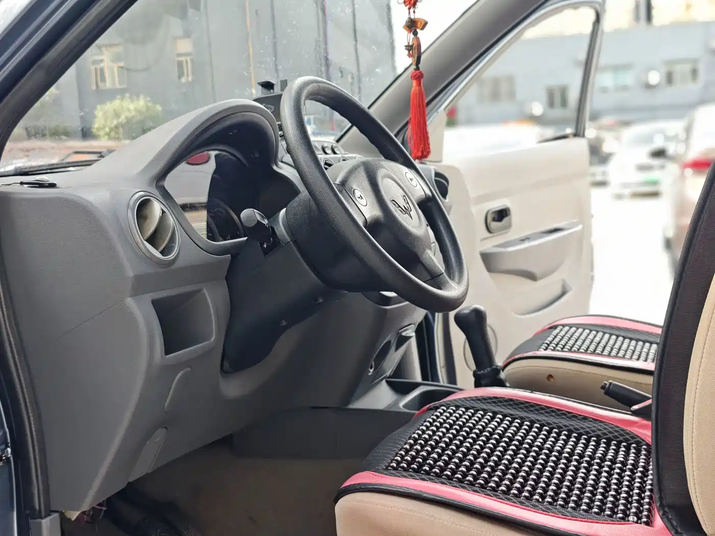 Wuling Motors Wuling Hongguang 2013 2013 1.5L Basic