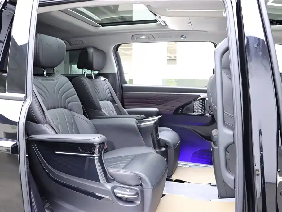 GAC Trumpchi Trumpchi M8 2024 Master Series 400T Premium Edition фото 15