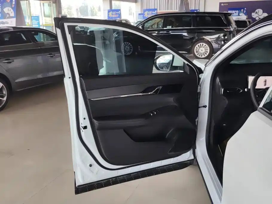 Dongfeng Aeolus Dongfeng Fengshen L7 2026