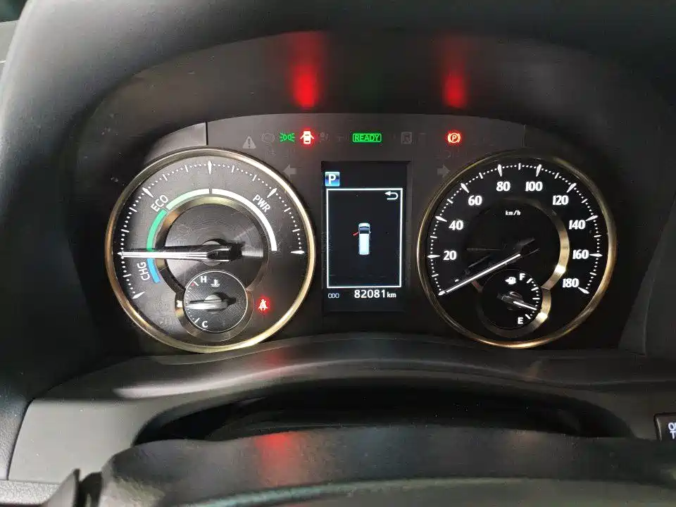 Lexus LM 2021 2020 300h 4-Seat Imperial Edition