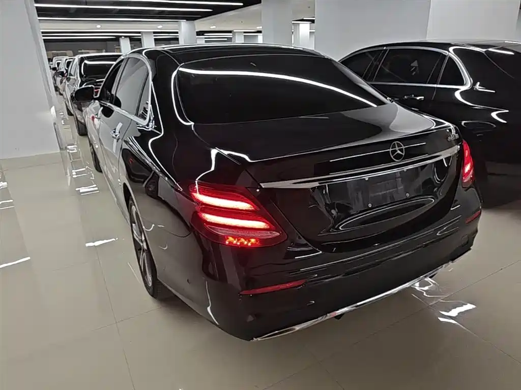 Mercedes-Benz E-Class 2019 E 200 L Sport фото 5