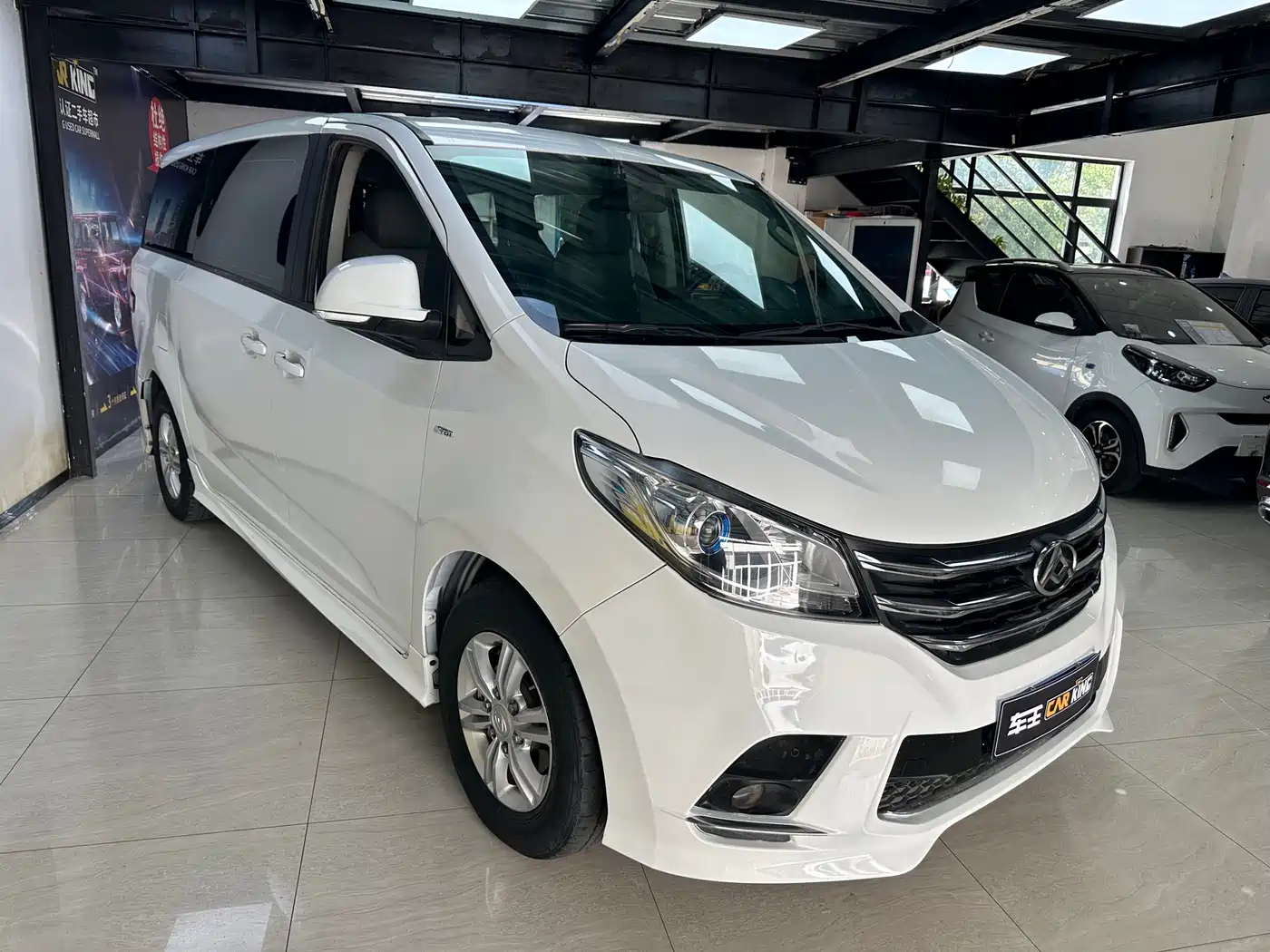 SAIC Maxus Maxus G10 2019 Facelift PLUS 2.0T Automatic Elite Edition China VI фото 3