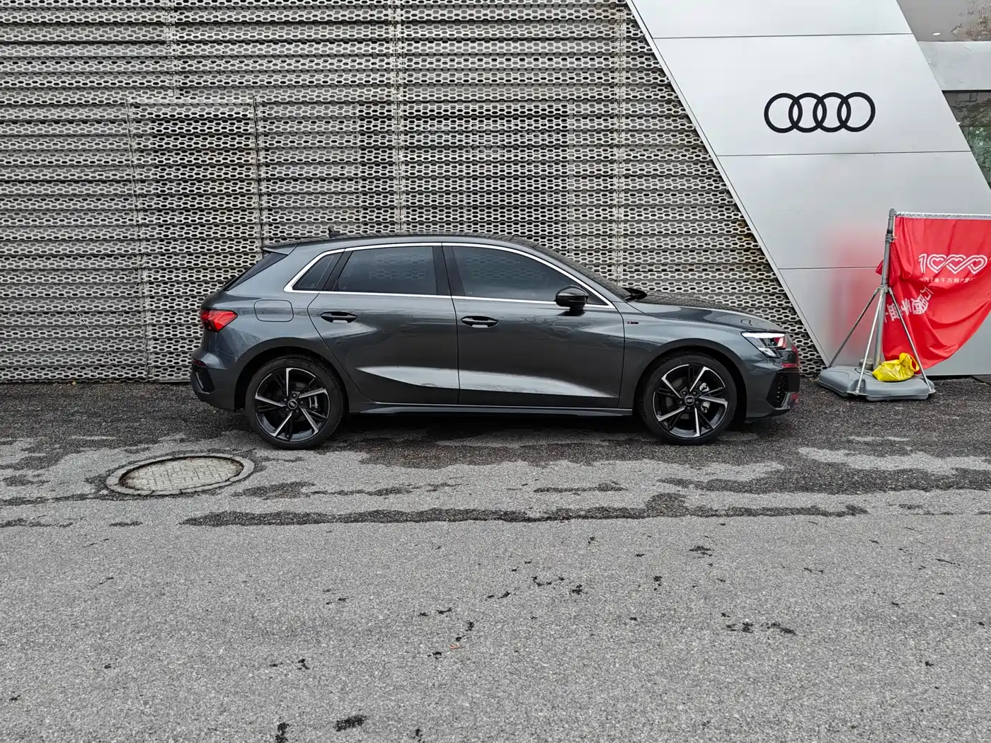 Audi A3 2024 Model Sportback 35 TFSI Fashion Sport фото 3