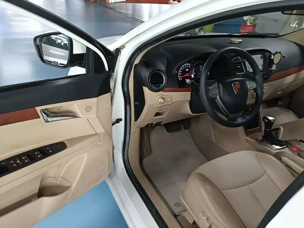 Roewe 350 2015 2014 1.5L Automatic Joy Edition