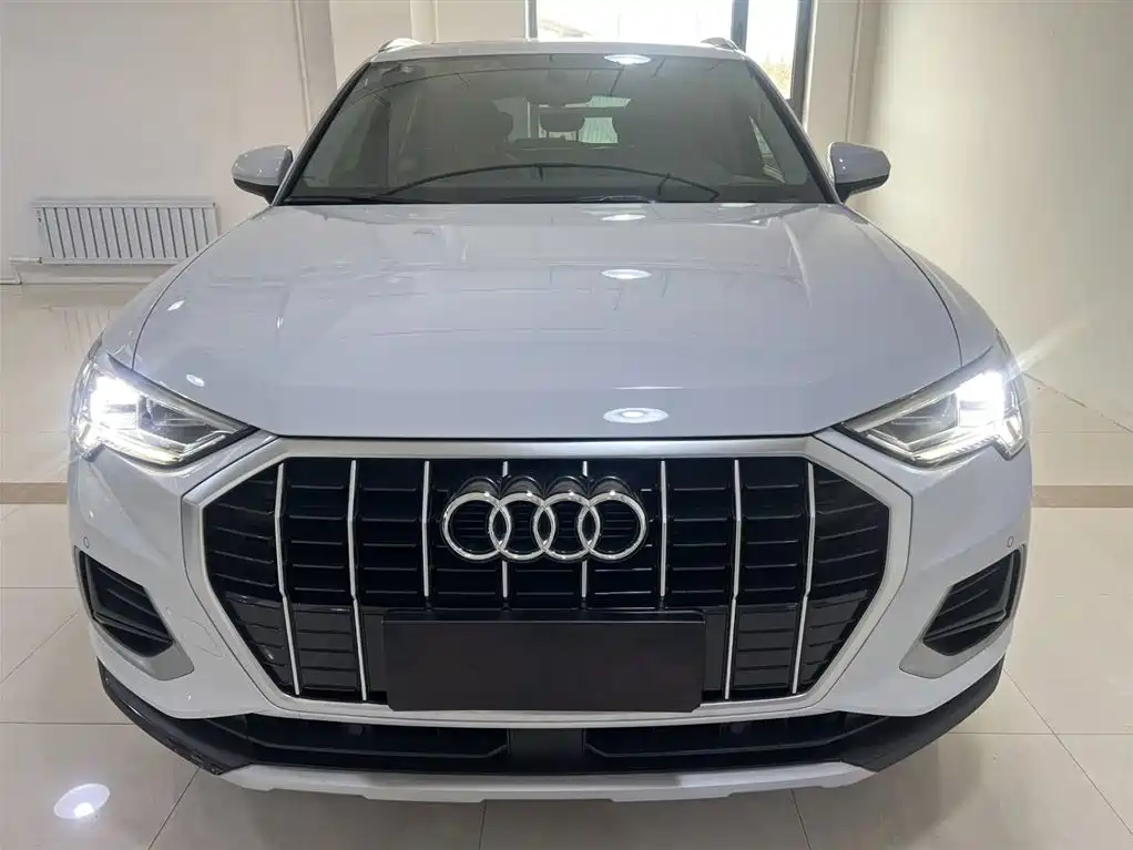 Audi Q3 2021 35 TFSI Fashion Elegance фото 2