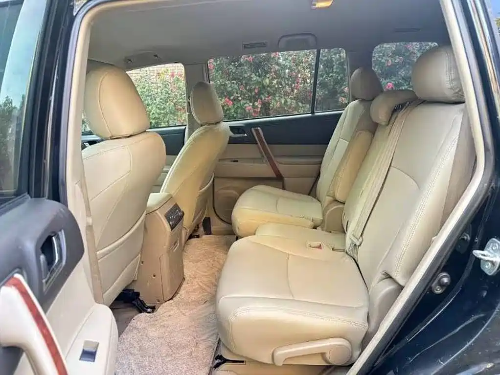 Toyota Highlander 2010 2009 2.7L 2WD 7-seater Elite Edition