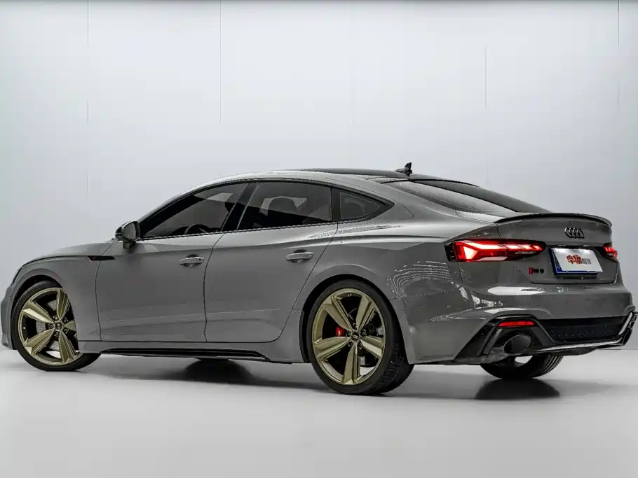 صورة 5 - Audi RS 5