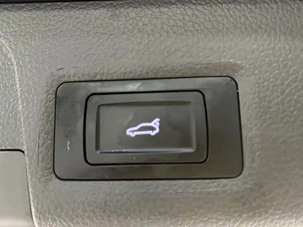 Voyah Auto Voyah Dreamer 2025 PHEV AWD Flagship Kunpeng Edition фото 25