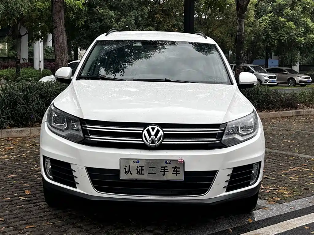 Volkswagen Tiguan 2013 1.8TSI Auto 2WD Comfort Edition фото 2