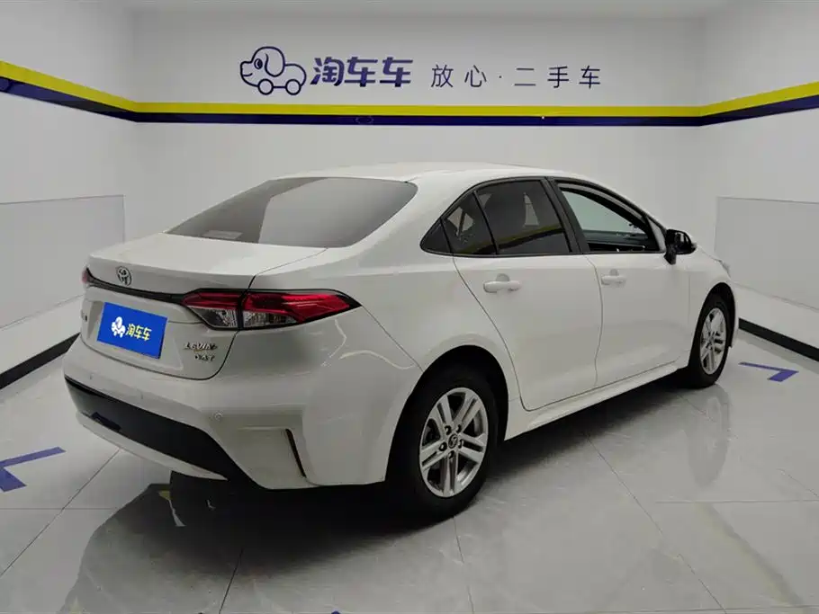 Toyota Levin 2022 185T CVT Luxury Edition фото 3
